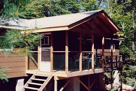 The child-proof screened deck